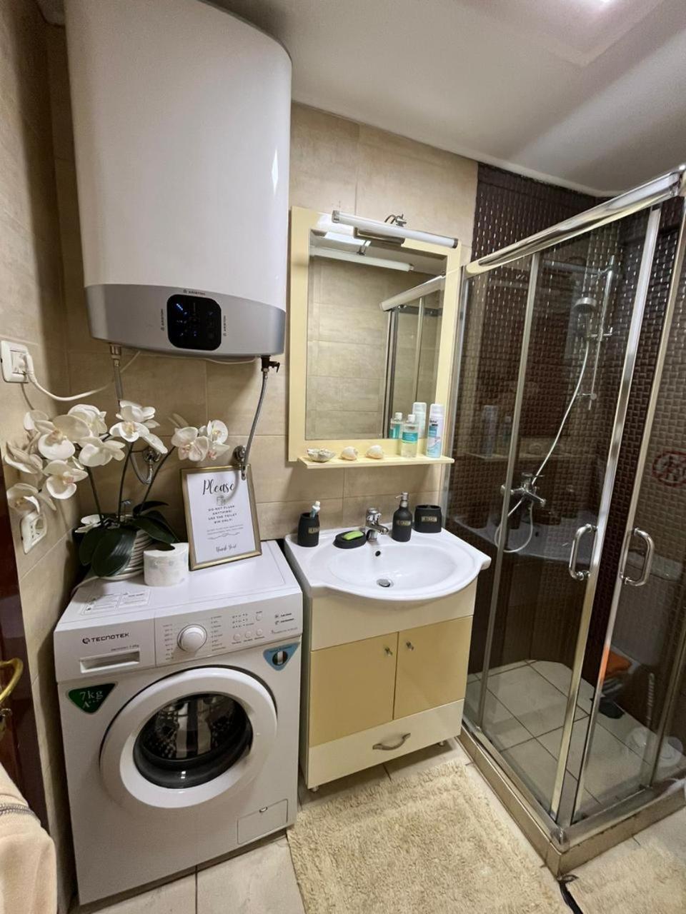 Tirana Center Tourist Apartment Eksteriør billede